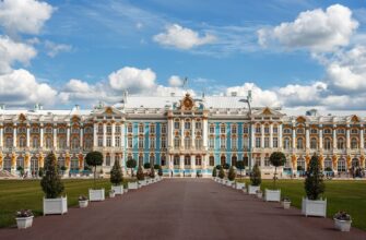 Екатерининский дворец в Пушкине