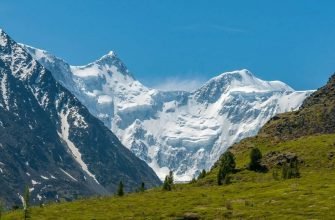 Гора Белуха на Алтае
